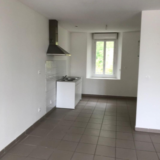  SOLIMMO : Apartment | ALLEGRE-LES-FUMADES (30500) | 70 m2 | 585 € 