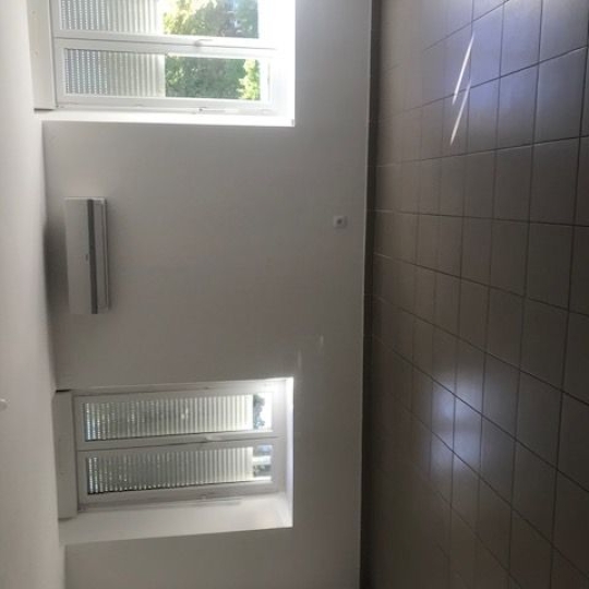  SOLIMMO : Appartement | ALLEGRE-LES-FUMADES (30500) | 91 m2 | 800 € 