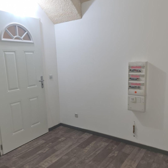  SOLIMMO : House | SAINT-AMBROIX (30500) | 93 m2 | 550 € 