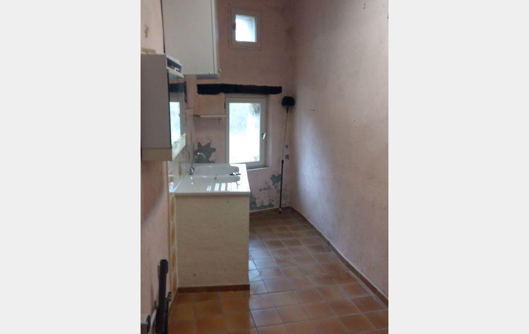 SOLIMMO : House | COURRY (30500) | 90 m2 | 580 € 