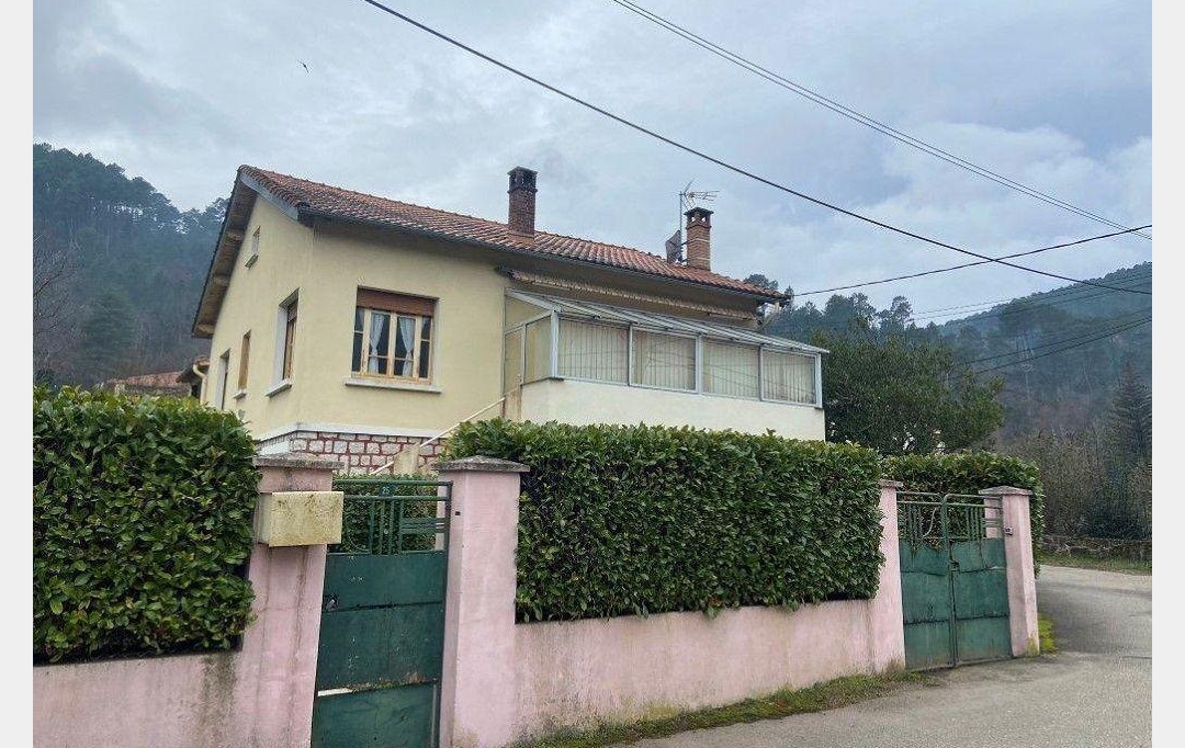 SOLIMMO : Maison / Villa | CHAMBORIGAUD (30530) | 113 m2 | 148 000 € 