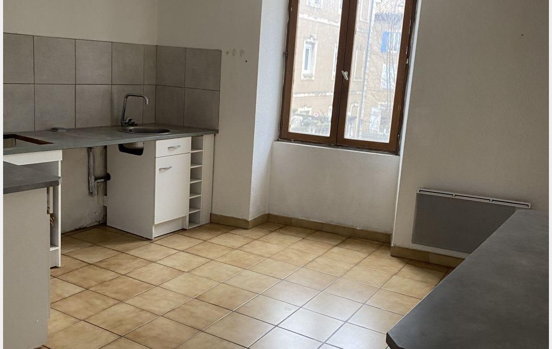 SOLIMMO : Immeuble | SAINT-AMBROIX (30500) | 400 m2 | 226 000 € 