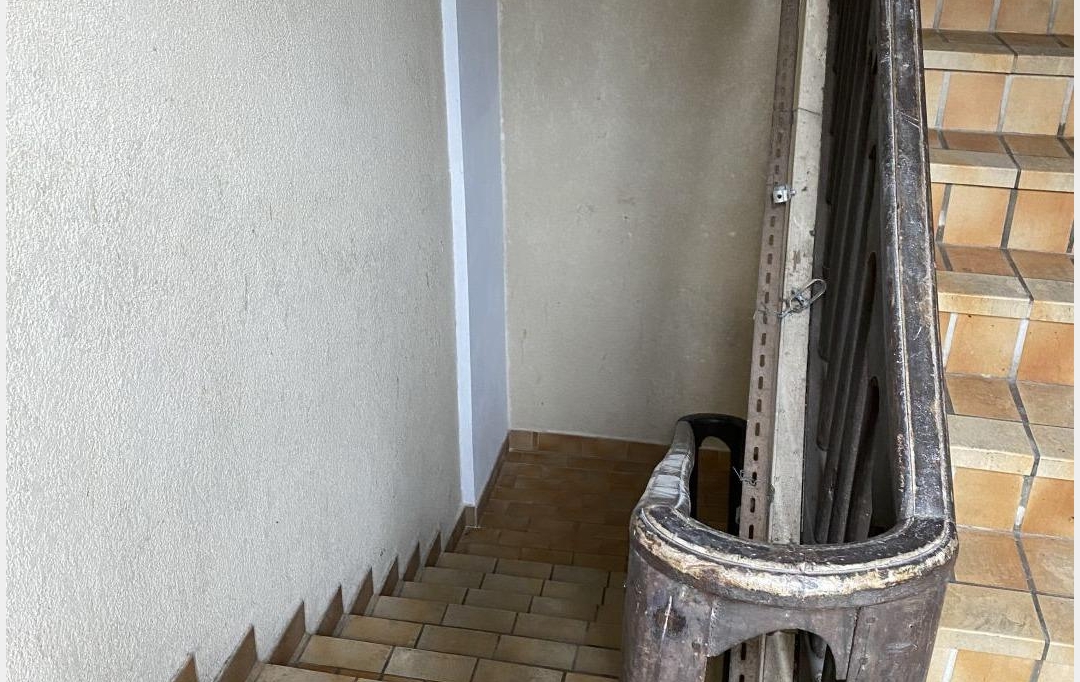 SOLIMMO : Immeuble | SAINT-AMBROIX (30500) | 400 m2 | 226 000 € 