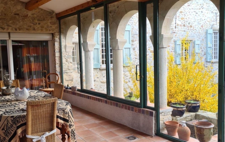 Domaine   SAINT-JULIEN-DE-CASSAGNAS  326 m2 419 000 € 