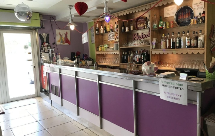 Local commercial LES MAGES 134 m2 183 600 € Local commercial LES MAGES 134 m2 183 600 €